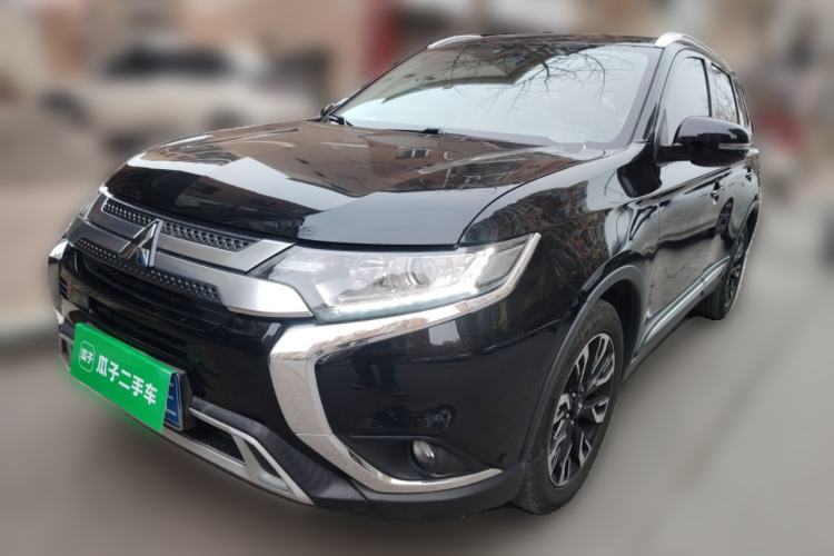 Used Mitsubishi Outlander 2020 2.0L Two-Wheel Drive Enjoyment Version 5 Seats