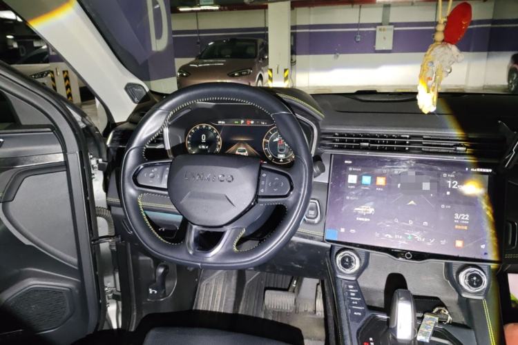 Used Lynk & Co 05 2020 2.0TD Two-Wheel Drive Shine Halo