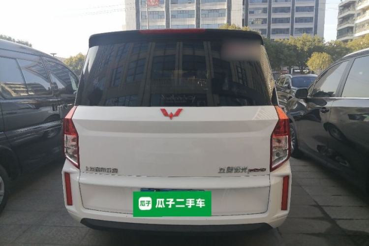 Used Wuling Hongguang PLUS 2019 1.5T Manual Standard Edition 5 Seats
