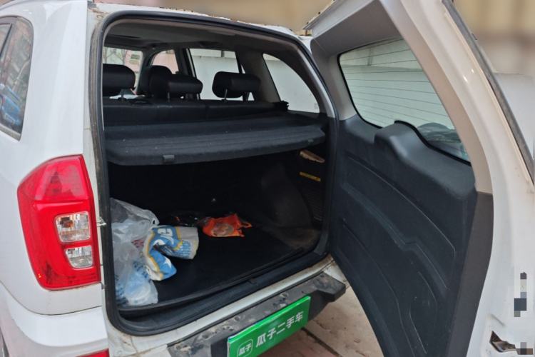 Used Chery Tiggo 3 2015 1.6L CVT ZhiShang Commemorative Edition
