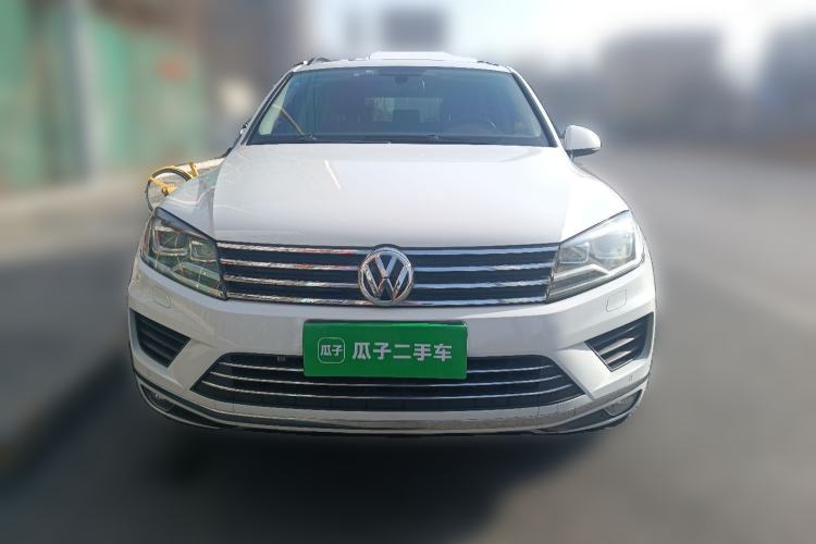 Used Volkswagen Touareg 2015 3.0 TSI Standard Model
