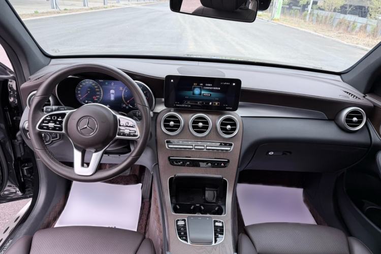 Used Mercedes-Benz GLC 2022 Refreshed GLC 300 L 4MATIC Dynamic Edition