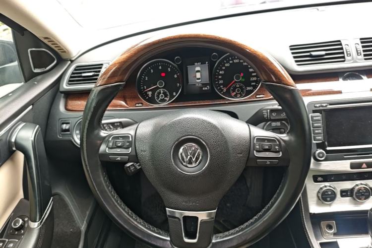 Used Volkswagen Magotan 2012 3.0 FSI Flagship Edition
