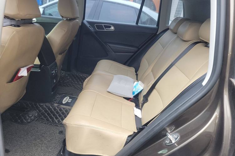 Used Volkswagen Tiguan 2016 300TSI Automatic Two-Wheel Drive Trend Edition Left Rear Seat