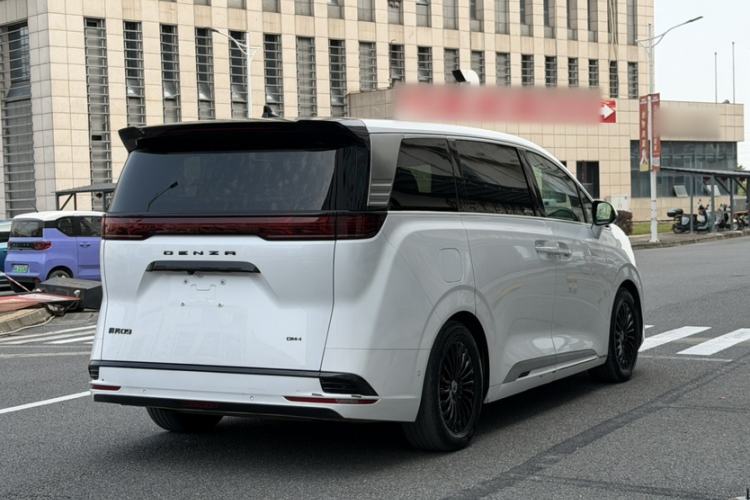 Used Denza D9 2022 DM-i 970 Four-Wheel Drive Flagship Model