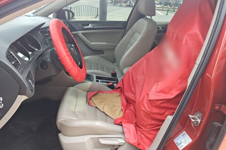 Used Volkswagen Golf 2015 1.4TSI Automatic Luxury Model