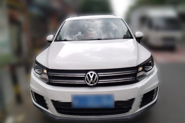 Used Volkswagen Tiguan 2015 1.8TSI Automatic All-Wheel-Drive Luxury Model Front