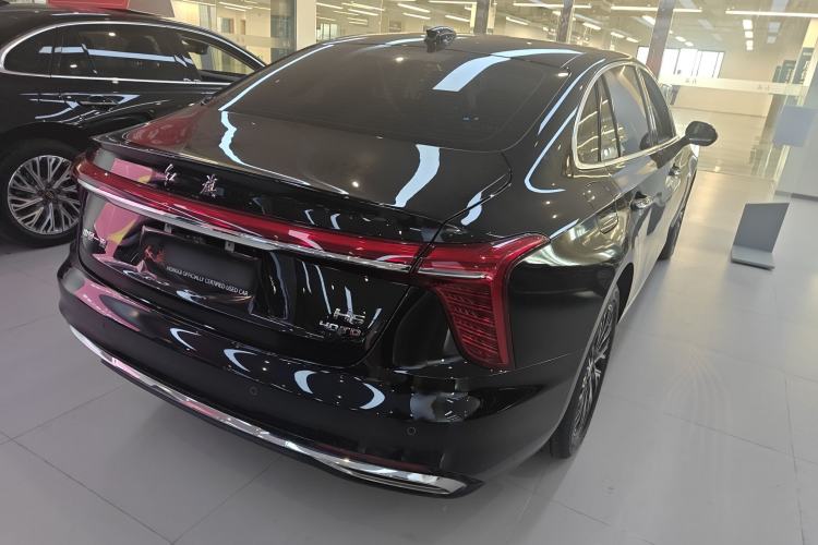 Used Hongqi H5 2025 2.0T Automatic Flag Edition – 500 000 Units Commemorative Version Rear Right 45 Deg