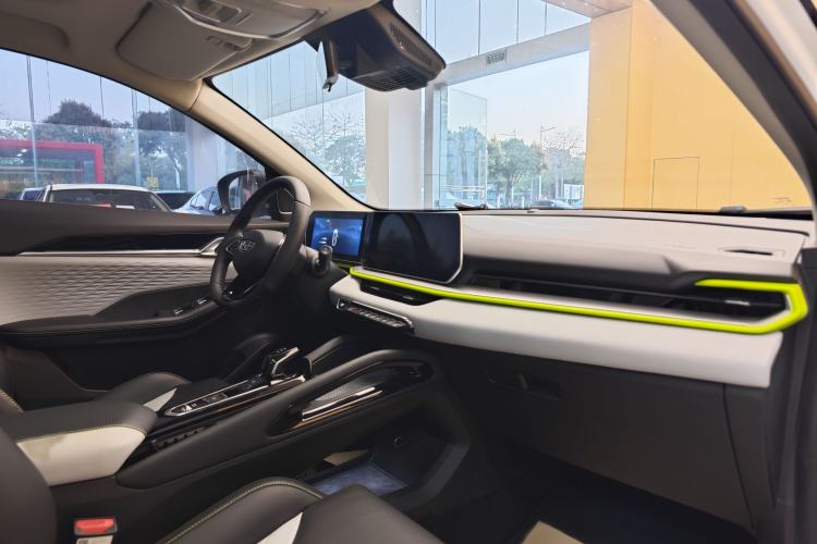 Used Geely Auto Coolray 2022 Bin Yue COOL 1.5TD DCT Ignite Edition