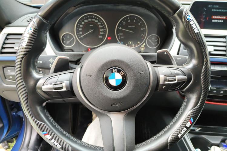 Used BMW 3 Series 2018 320i M Sport Package Steering Wheel