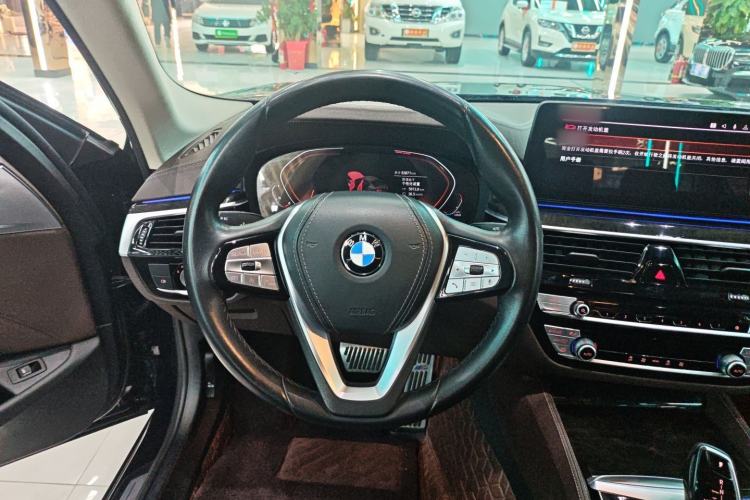 Used BMW 5 Series 2022 Restyled 525Li Luxury Package