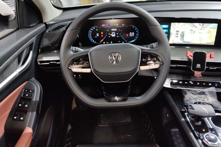 Used Changan Eado 2023 Changan Edition PLUS Blue Whale NE 1.4T GDI DCT Prestige Version
