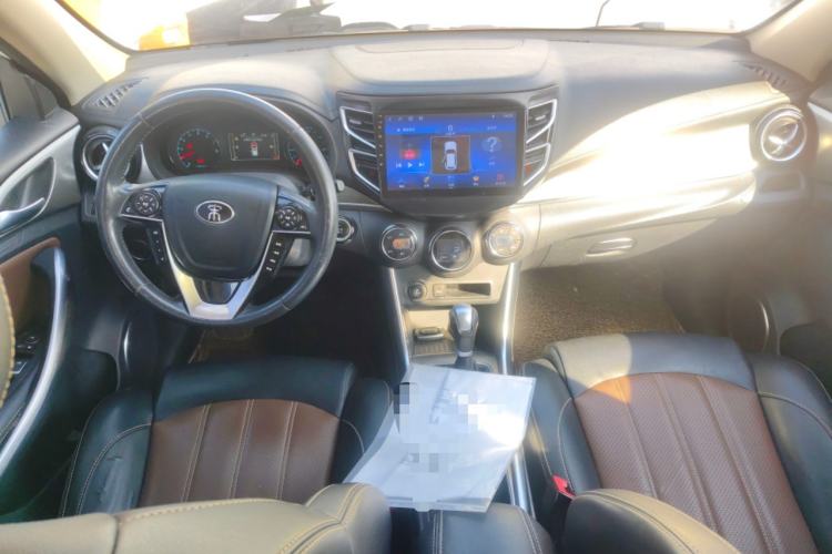 Used BYD Song 2016 Gaishi Edition 1.5TID Automatic Luxury Model
