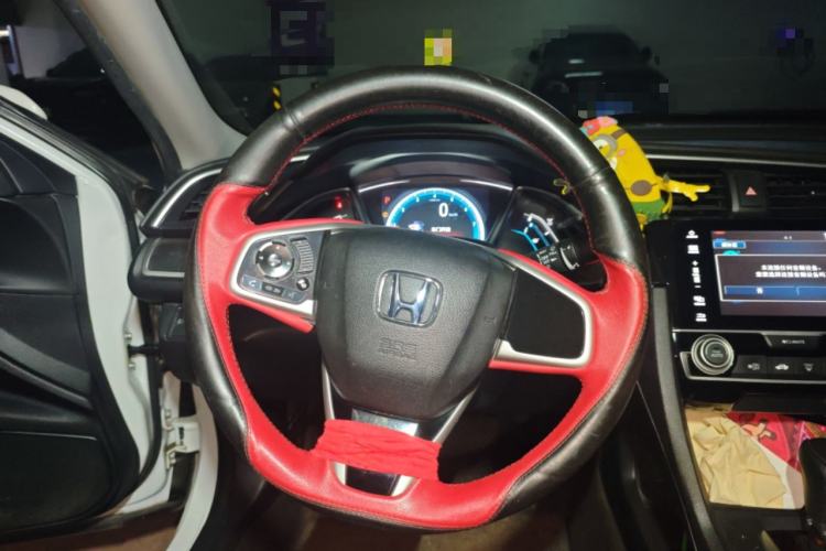 Used Honda Civic 2016 220TURBO CVT Luxury Edition
