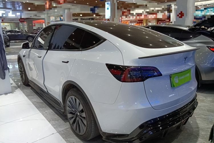 Used Tesla Model Y 2024 Rear-Wheel-Drive Version Rear Left 45 Deg