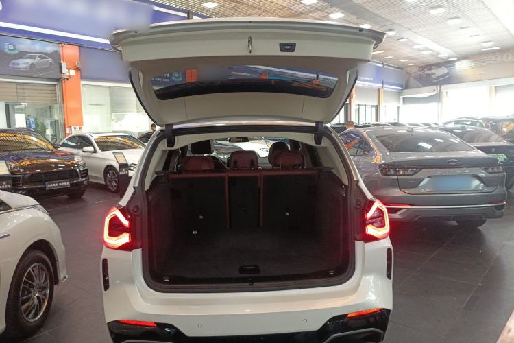 Used BMW iX3 2022 Updated Leading Version
