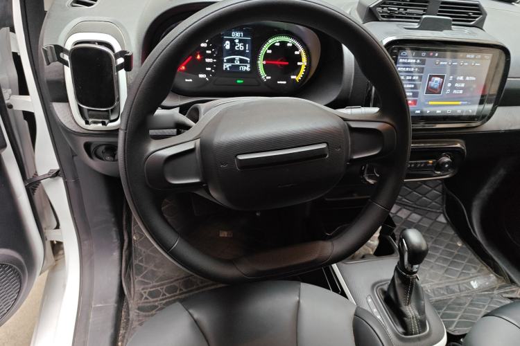 Used Roewe Clever 2022 311km QiQi BoBo Edition Steering Wheel