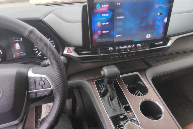 Used Toyota SIENNA 2023 2.5L Hybrid Comfort Edition