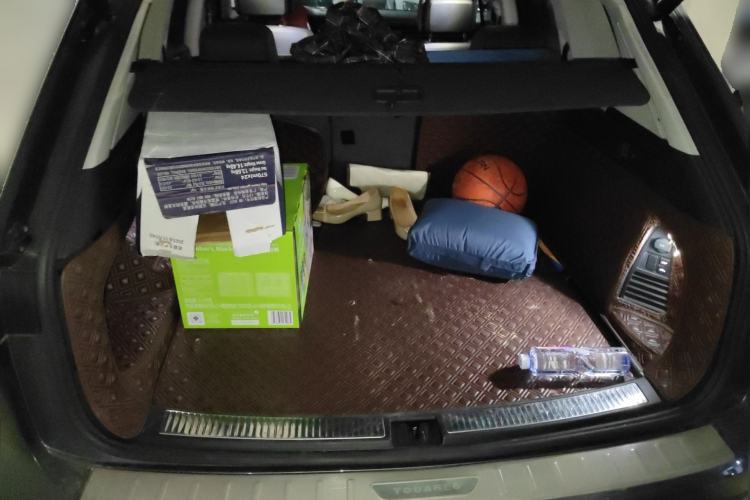 Used Volkswagen Touareg 2020 2.0 TSI RuiShang Edition China VI Standard Trunk