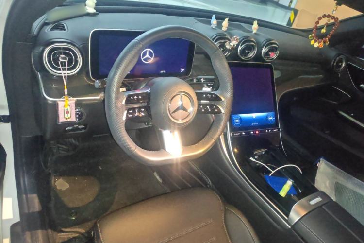 Used Mercedes-Benz C-Class 2023 Restyled C 260 L Sport Edition Center Console