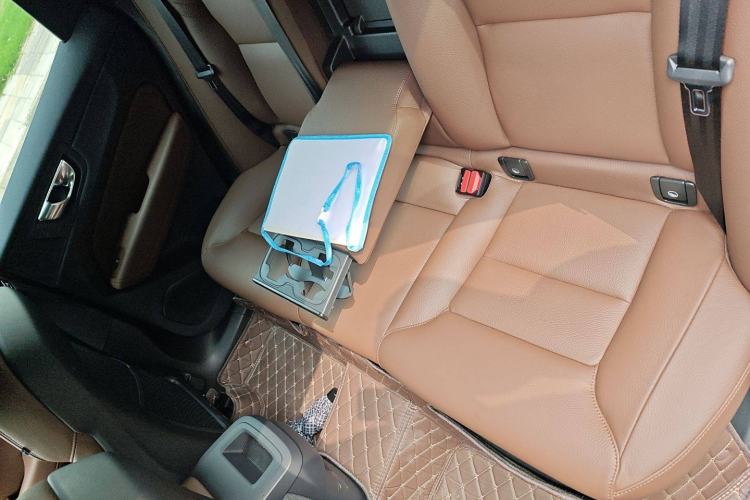 Used Volvo XC60 2025 B5 Four-Wheel Drive Smart & Advanced Luxury Edition Left Rear Seat