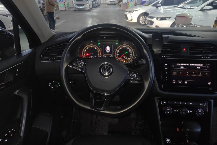 Used Volkswagen Tiguan L 2021 330TSI Automatic Two-Wheel Drive Smart Edition Steering Wheel