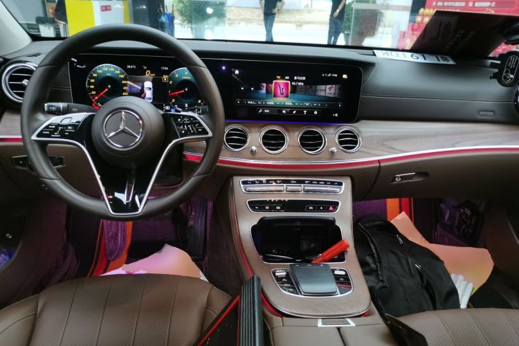 Used Mercedes-Benz E-Class 2023 Updated E 300 L Fashion Edition
