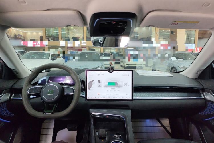 Used Zeekr 001 2022 Long-Range Dual-Motor WE Edition Center Console