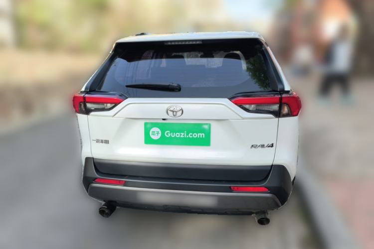 Used Toyota RAV4 2021 2.0L CVT Two-Wheel Drive Fashion Edition
