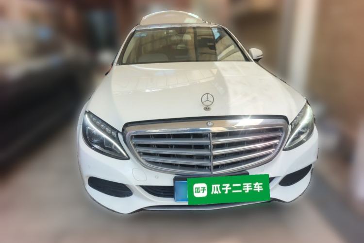 Used Mercedes-Benz C-Class 2015 Facelift C 200 L