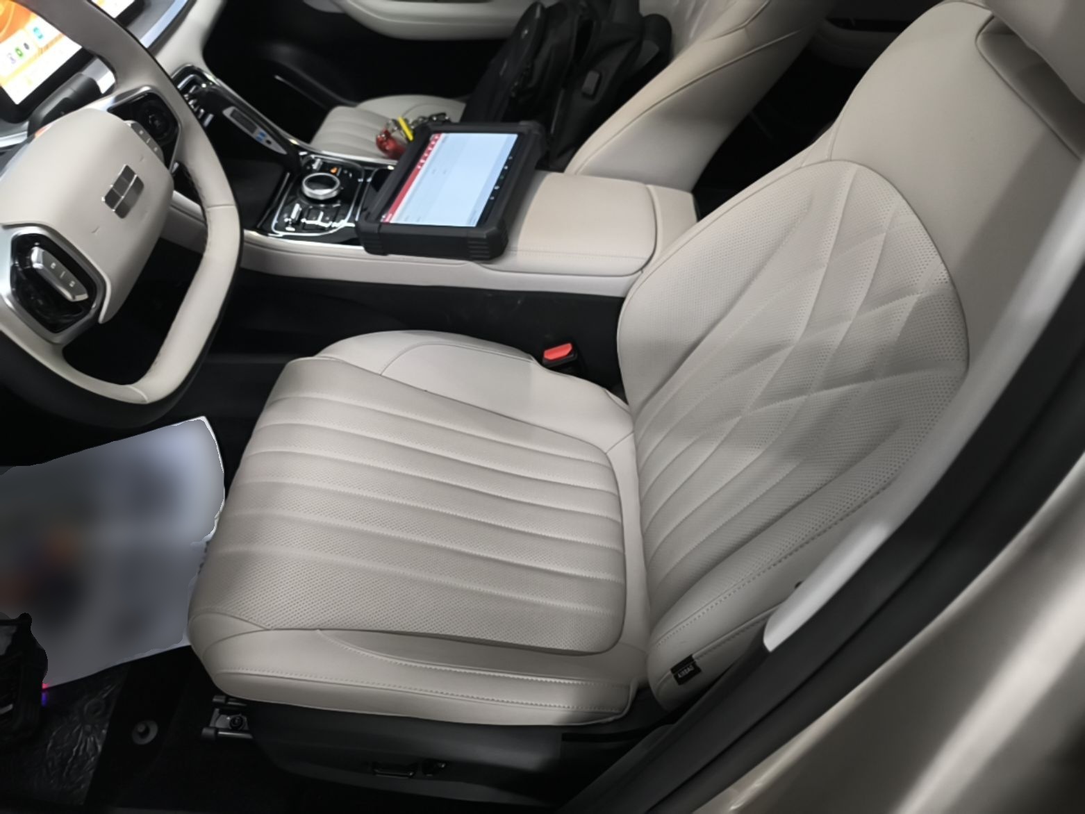 Geely Galaxy Stellar 6 2026 Model 125km Exploration+ Edition — снимка 17