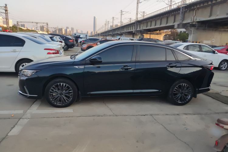 Used Dongfeng Aeolus Yixuan MAX 2023 1.5T Super-Powered Dad Edition