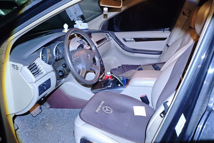 Used Mercedes-Benz R-Class 2011 R 350 L 4MATIC
