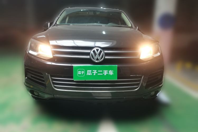 Used Volkswagen Touareg 2011 3.0 TSI Standard Version Front