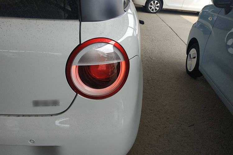 Used CHANGAN Lumin 2022 301km Honey-Sweet Version Exterior 6