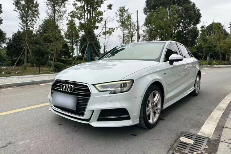 Used Audi A3 2019 Limousine 35 TFSI Fashion Edition China V standard