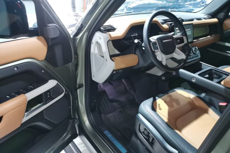 Used Land Rover Defender 2023 Facelift 110 3.0T P400 X-DYNAMIC HSE Driver Seat