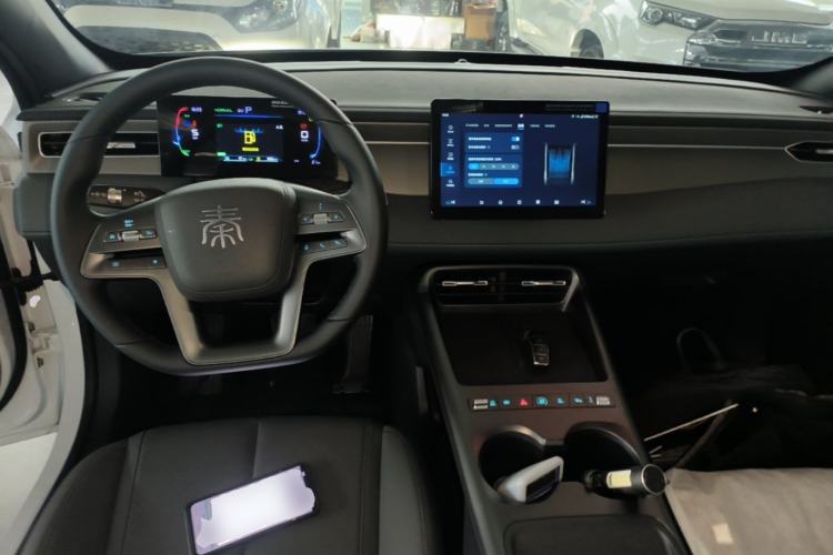 Used BYD Qin PLUS  Center Console