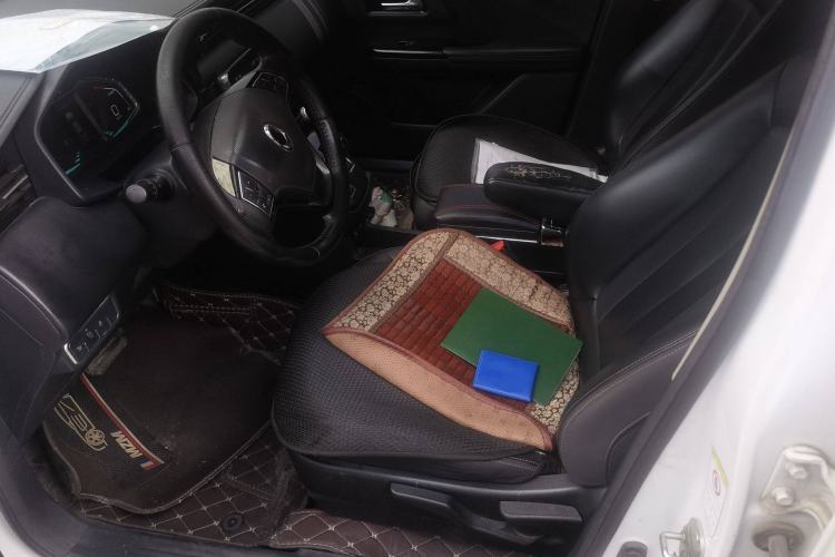 Used ORA iQ 2018 High-Range Version Smart Connectivity Model