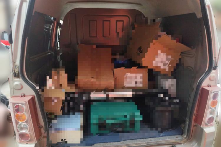 Used CHANGAN KUAYUE V3 2017 1.2L Box-Type Truck DK12-10
