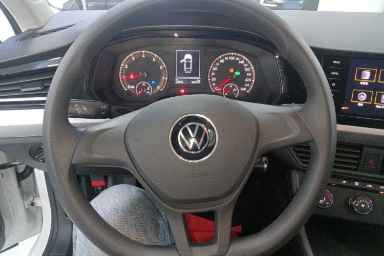 Used Volkswagen Bora 2021 1.5L Automatic Fashionable Smart Connectivity Version Steering Wheel