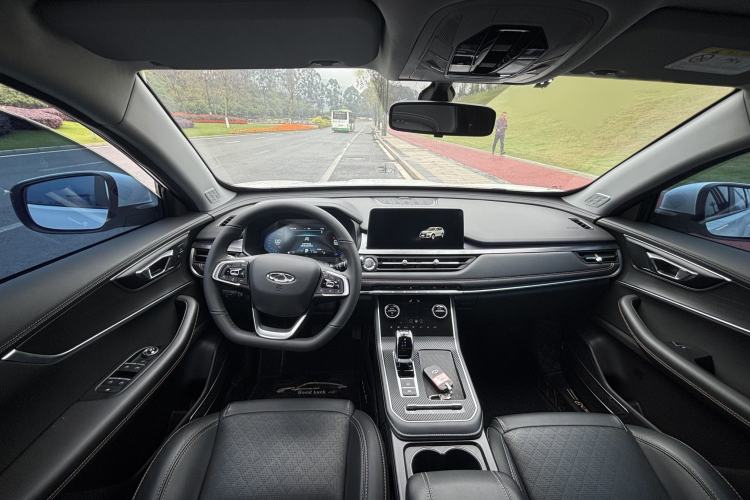 Used Chery Tiggo 8 2020 Facelifted Version 290TGDI Automatic Elite Edition Interior 3