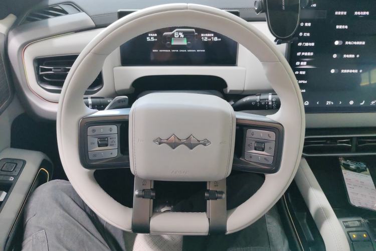 Used Formula Leopard Titanium 3 2025 501KM All-Wheel Drive Intelligent Driving Ultra Version