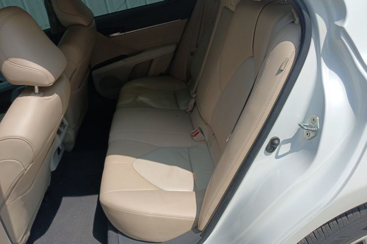 Used Toyota Camry 2019 2.0G Luxury Edition China VI Standard
