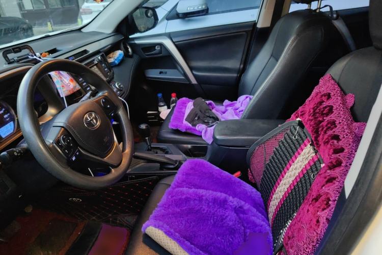 Used Toyota RAV4 2013 2.0L CVT Four-Wheel Drive Fashion Edition