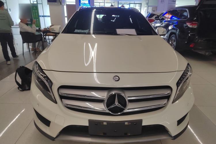 Used Mercedes-Benz GLA 2015 GLA 260 4MATIC Front