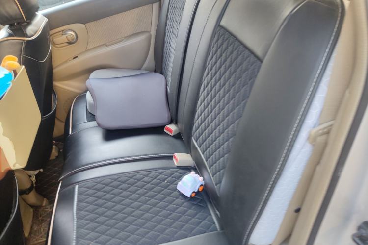 Used Nissan Livina 2009 1.6L Manual All-Around Model
