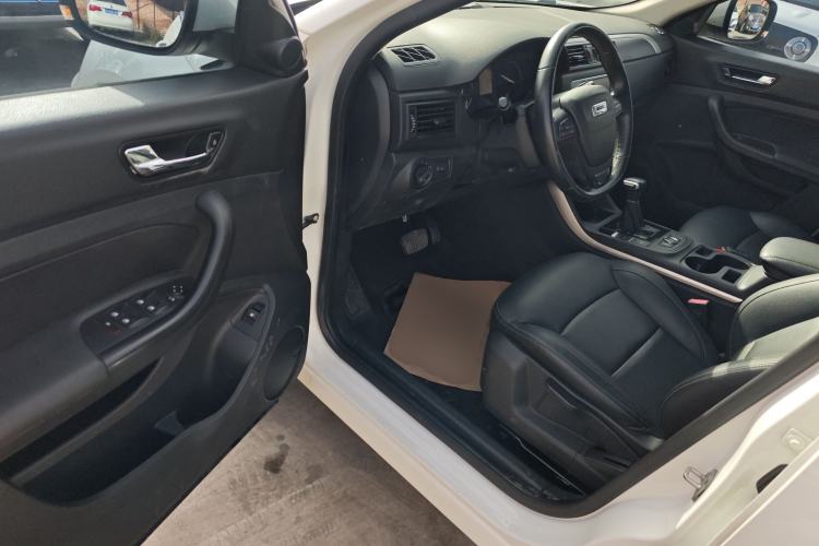 Used Qoros 5 2018 Revised Version 1.6T Automatic Leading Edition