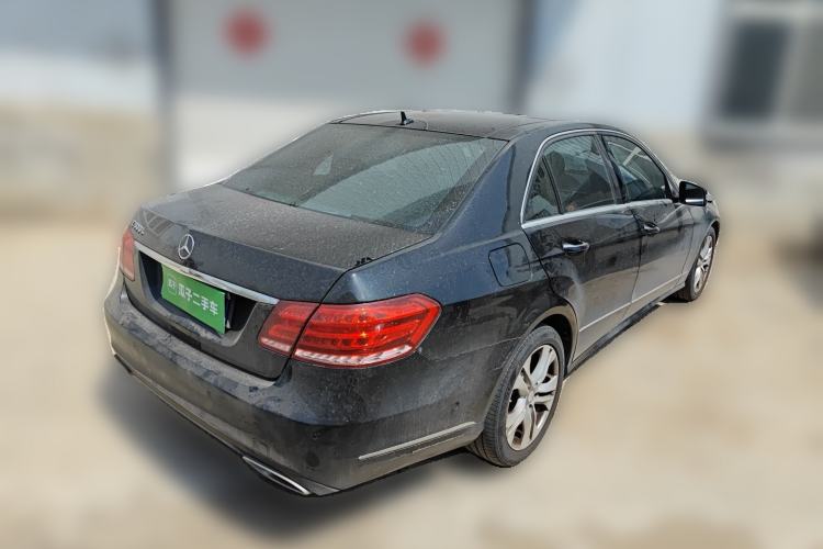 Used Mercedes-Benz E-Class 2009 E 300 Fashion Model Rear Right 45 Deg