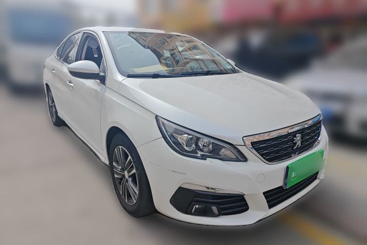 Used Peugeot 308 2016 1.6L Automatic Fashion Edition Front Right 45 Deg